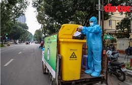 Hà Nội: Không để tồn đọng rác thải có nguy cơ lây nhiễm COVID-19 trong dân cư