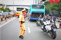 Mở rộng tuần tra bằng xe chuyên dụng nhằm giảm ùn tắc giao thông tại Hà Nội