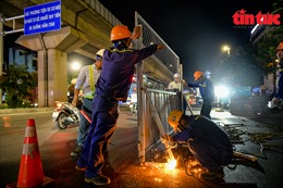 Hà Nội: Xuyên đêm dựng &#39;lô cốt&#39; trên đường Nguyễn Trãi