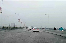 Hà Nội yêu cầu làm rõ nguyên nhân ngập nước trên cầu Vĩnh Tuy 2