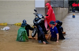 Hoàn thành việc di dân ngoài đê Hữu Hồng đến nơi an toàn