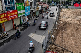 Hà Nội: Khẩn trương khắc phục sự cố lún nứt mặt đường Nguyễn Tuân