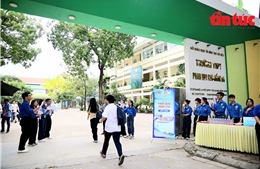 Hơn 103.000 sĩ tử Hà Nội bước vào cuộc đua &#39;nóng nhất năm&#39;, giành suất vào lớp 10