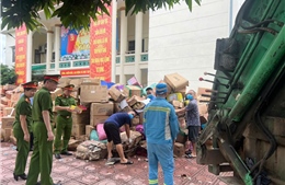 Hà Nội tiêu hủy 25 tấn thực phẩm bẩn tại làng nghề La Phù