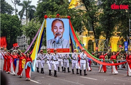 Công an Hà Nội tổng duyệt lễ diễu hành chào mừng &#39;Ngày hội vì Thủ đô bình yên&#39;