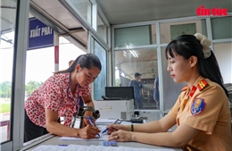Phí sát hạch lái xe: Chỉ thu đúng phí, phản ánh ngay nếu bị làm khó