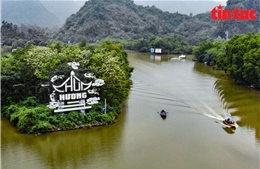 Tập huấn lái đò Chùa Hương: Đặt an toàn du khách lên hàng đầu