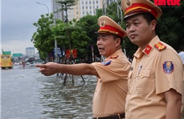 Hà Nội tập trung khắc phục 62 điểm ngập úng, đảm bảo giao thông an toàn