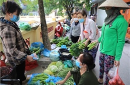 Hà Nội ra &#39;tối hậu thư&#39; với chợ cóc, chợ tạm, hướng tới mô hình chợ an toàn thực phẩm