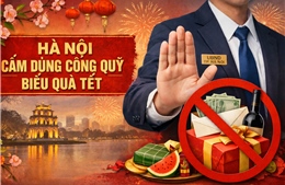 Hà Nội cấm dùng công quỹ biếu quà Tết