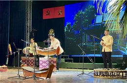 Sinh viên đưa văn hóa dân tộc vào trường đại học