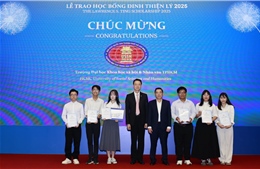 Phú Mỹ Hưng và Quỹ Đinh Thiện Lý trao tặng học bổng gần 8,8 tỷ đồng