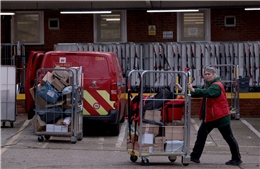 Anh tìm cách bịt lỗ hổng thuế quan gây tổn hại ngành bán lẻ nội địa