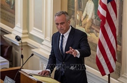 Hiệp hội Nhi khoa Mỹ bị chính phủ cắt viện trợ vì chỉ trích Bộ trưởng Y tế 