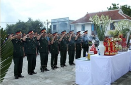 Truy điệu và an táng hài cốt liệt sỹ quân tình nguyện Việt Nam hy sinh tại Lào