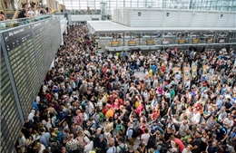  Người đàn ông lạ mặt lọt vào sân bay Munich không qua kiểm tra an ninh