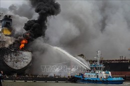 Thông tin mới nhất về vụ cháy tàu chở dầu ở Indonesia