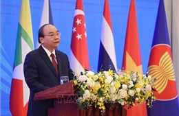 Thủ tướng Nguyễn Xuân Phúc: ASEAN vững vàng vượt lên thách thức, hướng tới thịnh vượng