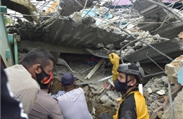 Indonesia cảnh báo nguy cơ sóng thần sau động đất