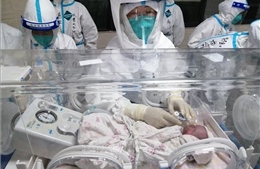 Trung Quốc chính thức thông qua luật sửa đổi cho phép sinh con thứ 3