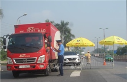 Hà Nội: Yêu cầu gần 3.000 lượt phương tiện không ra, vào thành phố