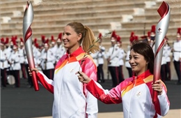 Ngọn đuốc Olympic Bắc Kinh 2022 đã tới Trung Quốc