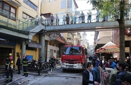 Kịp thời dập tắt vụ cháy ở khu vực chợ Cầu Đông (Hà Nội)