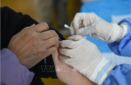 Trung Quốc triển khai tiêm mũi vaccine ngừa COVID-19 tăng cường thứ 2