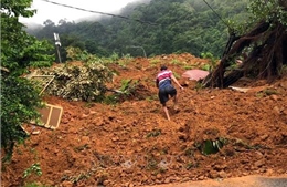 Sạt lở nghiêm trọng tại đèo Bảo Lộc: Đã tìm thấy thi thể 3 người mất tích 