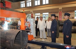 Nhà lãnh đạo Triều Tiên kêu gọi cải thiện năng lực sản xuất tên lửa