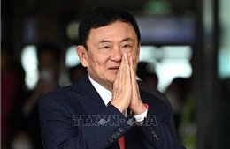 Hoàng gia Thái Lan ân xá cho cựu Thủ tướng Thaksin Shinawatra xuống còn 1 năm tù 