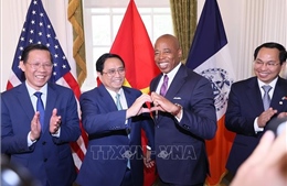 Thủ tướng Phạm Minh Chính gặp Thị trưởng thành phố New York