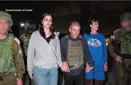 Xung đột Hamas-Israel: Hamas trả tự do cho 2 con tin người Mỹ