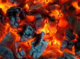 Nhiều vụ việc đau lòng do đốt than, củi để sưởi ấm