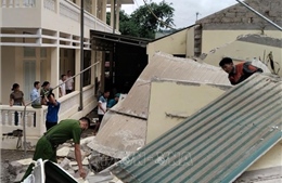 Sạt lở đất làm sập nhà công vụ Trạm Y tế xã Nậm Ban ở Hà Giang