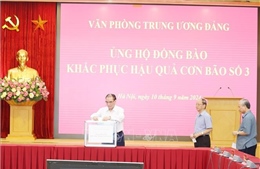 Văn phòng Trung ương Đảng và một số cơ quan ủng hộ đồng bào khắc phục hậu quả bão số 3