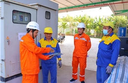 Nắng nóng tiếp tục gia tăng: EVNSPC cảnh báo hoá đơn tiền điện tăng cao