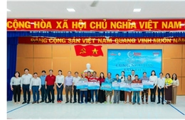 Agribank đồng hành triển khai an sinh xã hội, tiếp sức ngư dân Khánh Hòa bám biển