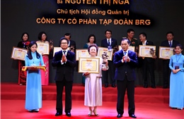 Madame Nguyễn Thị Nga, Chủ tịch Tập đoàn BRG là &#39;Doanh nhân Việt Nam tiêu biểu&#39;
