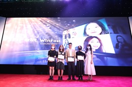 VinUni trao giải cuộc thi &#39;Giải bài toán kinh doanh toàn cầu&#39; 