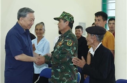 Tổng Bí Thư Tô Lâm thăm, tặng quà tại xã Si Pa Phìn, tỉnh Điện Biên