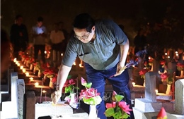 Thủ tướng Phạm Minh Chính dự Lễ thắp nến tri ân các Anh hùng liệt sĩ tại Nghĩa trang Trường Sơn