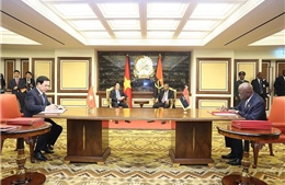 Chủ tịch nước Lương Cường và Tổng thống Angola chứng kiến lễ ký văn kiện hợp tác giữa hai nước