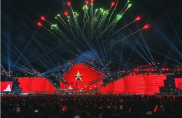  25.000 khán giả hội tụ ở V-Concert: Trung tâm Triển lãm Việt Nam định nghĩa lại tiêu chuẩn tổ chức đại nhạc hội