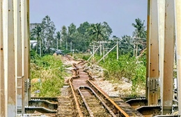 Dự kiến thông tuyến đường sắt qua Nam Trung Bộ sớm nhất vào tối 25/11