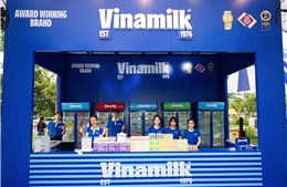 Vinamilk cùng trẻ em tận hưởng ngày hội mùa hè tại Phú Mỹ Hưng