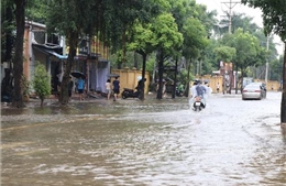 Thời tiết ngày 27/8: Bắc Bộ mưa dông, cảnh báo lũ trên sông Thương và sông Cầu