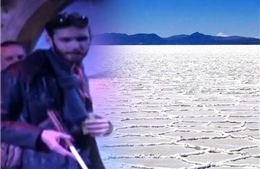 Thầy giáo mù đi bộ 140km vượt sa mạc muối lớn nhất thế giới