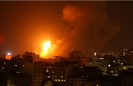 Israel ồ ạt tấn công 140 mục tiêu tại Gaza 