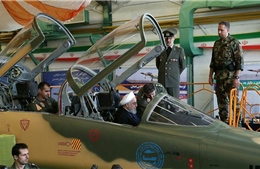 Cận cảnh máy bay chiến đấu cơ thế hệ mới của Iran